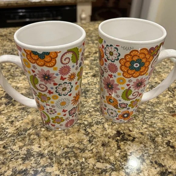 Kitchen | Floral Ceramic Mugs 16 Oz Sold As Set | Poshmark